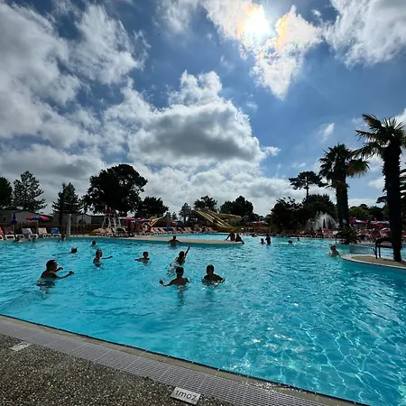 Camping Mobil Xxl - Bord - Les Viviers - Cap Ferret
